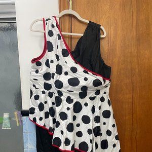 Disney Dress Shop - Cruella Wiggle Dress